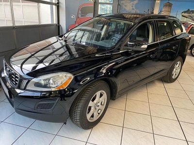 Gebraucht Volvo XC60 Momentum 136 PS (100 kW) 2012 Schwarz SUV