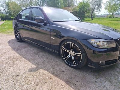 gebraucht BMW 320 i - Sportfahrwerk - sehr gepflegt