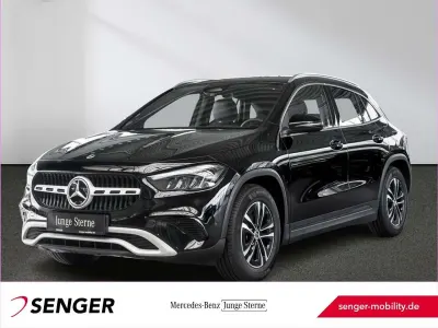 Käytetty Mercedes GLA200 163 HP (119 kW) 2024 Musta Katumaasturi