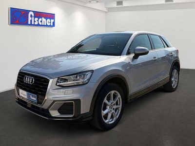 Gebraucht Audi Q2 Design 150 PS (110 kW) 2018 Florettsilber metallic (metallic) SUV
