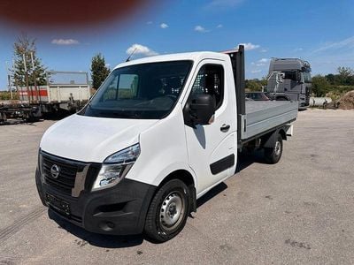 Nissan NV400