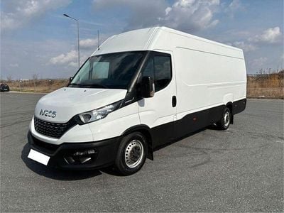 Gebraucht Iveco Daily 156 PS (114 kW) 2020 Weiß Van / Kleinbus