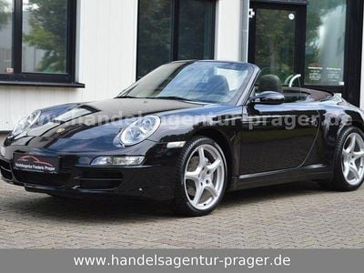 Porsche 911 Carrera 4 Cabriolet