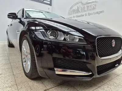 Gebraucht Jaguar XF Prestige 179 PS (131 kW) 2019 Narvik black Limousine