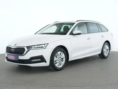 Gebraucht Skoda Octavia Ambition 150 PS (110 kW) 2023 Candy weiss Limousine