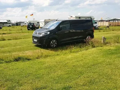 Używany Citroën Spacetourer 2017 Czarny Minivan
