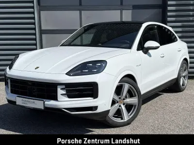 Gebraucht Porsche Cayenne E-Hybrid Coupe 470 PS (345 kW) 2024 Weiß SUV