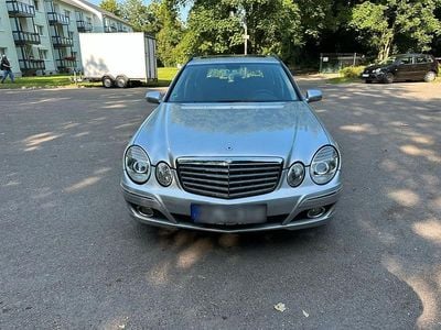 Gebraucht Mercedes E200 Elegance 184 PS (135 kW) 2008 Silber Kombi