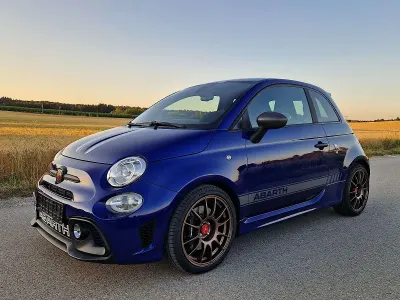 Gebraucht Abarth 595 Competizione 179 PS (131 kW) 2018 Blau Kleinwagen