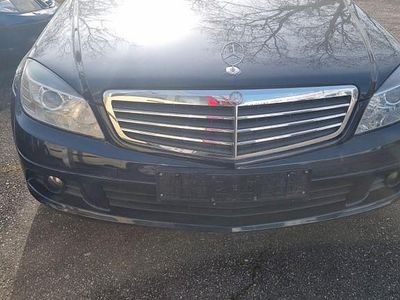 Gebraucht Mercedes C200 Classic 136 PS (100 kW) 2008 Blau Limousine