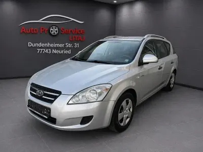 Gebraucht Kia Ceed Sportswagon LX 126 PS (92 kW) 2009 Silber Kombi