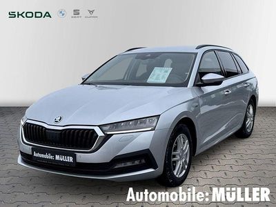 Silber Gebraucht 2022 Skoda Octavia Clever Kombi | 24.990 € (Fairer Preis)