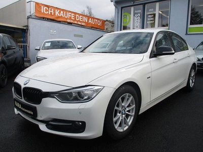 Gebraucht BMW 320 Sport Line 163 PS (119 kW) 2013 Weiß Limousine