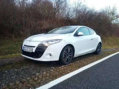 Gebraucht Renault Mégane Coupé 110 PS (80 kW) 2009 Weiß Coupé