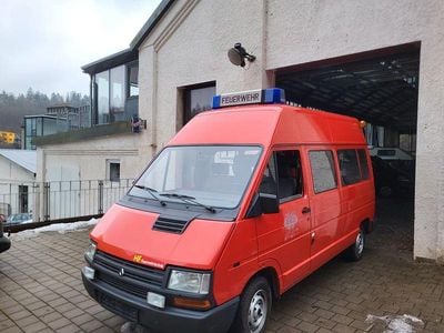 Rot Gebraucht 1991 Renault Trafic Van / Kleinbus | 9.999 €