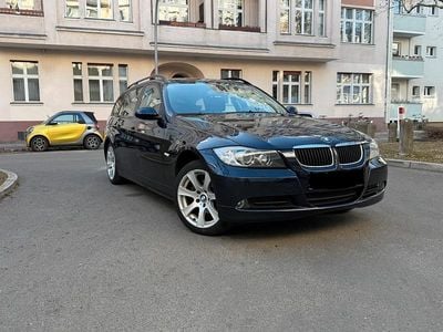Gebraucht BMW 320 150 PS (110 kW) 2006 Blau Kombi