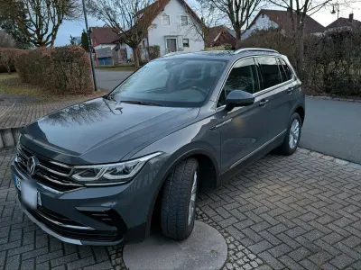 Gebraucht VW Tiguan Elegance 150 PS (110 kW) 2021 Grau SUV