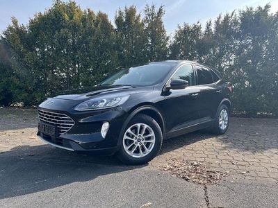 Gebraucht Ford Kuga Titanium 150 PS (110 kW) 2020 Schwarz SUV