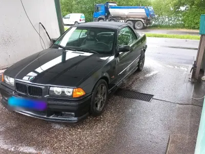 Gebraucht BMW 318 118 PS (86 kW) 1995 Schwarz Cabrio
