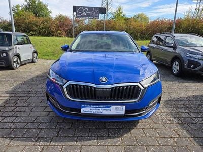 Blau Gebraucht 2024 Skoda Octavia Style Kombi | 24.990 € (Guter Preis)