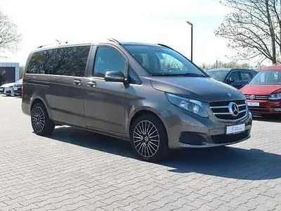 Usata Mercedes V250 Edition 190 CV (139 kW) 2016 Grigio Monovolume