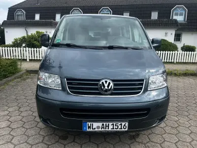 Gebraucht VW Multivan 131 PS (96 kW) 2008 Grau Van / Kleinbus