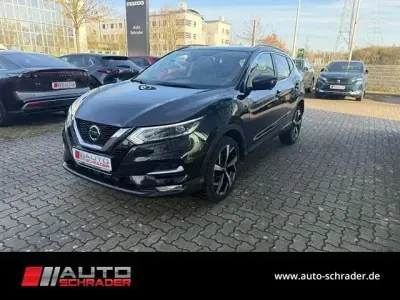 Gebraucht Nissan Qashqai Akari 160 PS (117 kW) 2021 Schwarz SUV