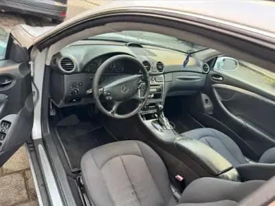 Używany Mercedes CLK270 170 KM (125 kW) 2004 Szary Coupe