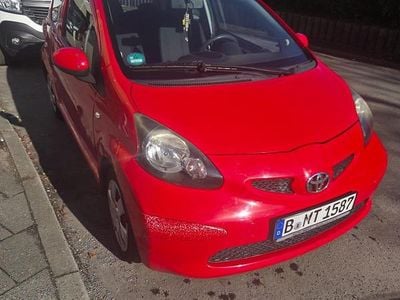 Usata Toyota Aygo 68 CV (50 kW) 2008 Rosso Utilitaria