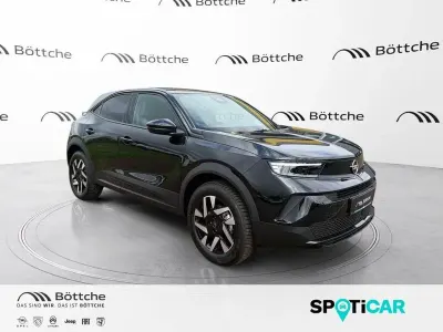 Neu Opel Mokka Edition 136 PS (100 kW) 2026 Lackierung schwarz perla nera/ SUV