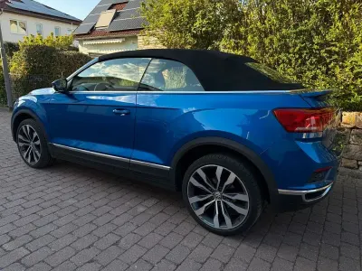 Gebraucht VW T-Roc Cabriolet 150 PS (110 kW) 2020 Blau Cabrio