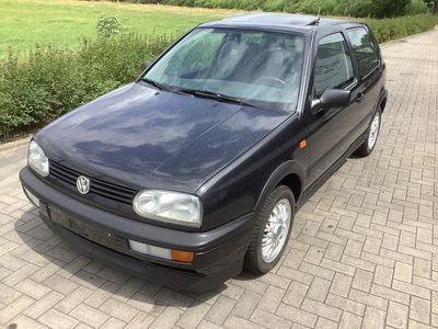 Usata VW Golf III GTD 70 CV (51 kW) 1993 Nero Utilitaria