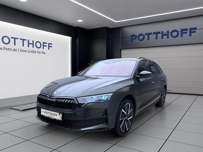Neu Skoda Octavia SportLine 150 PS (110 kW) 2026 Grün Kombi