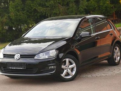 Gebraucht VW Golf VII CLUB 125 PS (91 kW) 2015 Brillantschwarz Limousine