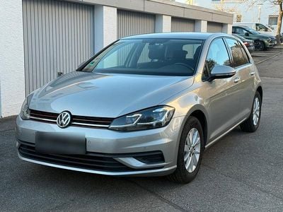 Usata VW Golf VII Trendline 110 CV (80 kW) 2018 Grigio Utilitaria