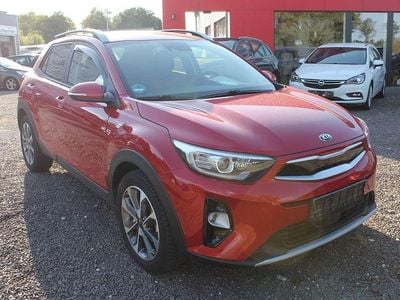 Gebraucht Kia Stonic Vision 99 PS (72 kW) 2019 Signal red SUV