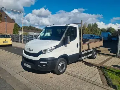 Occasion Iveco Daily 150 ch (110 kW) 2016 Blanc Berline