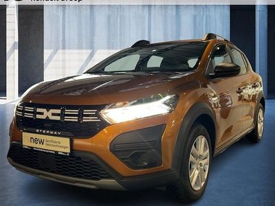 Gebraucht Dacia Sandero Essentiel 101 PS (74 kW) 2024 Orange Limousine