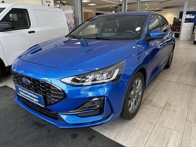 Gebraucht Ford Focus ST-Line X 125 PS (91 kW) 2022 Dynamicblau metallic (metallic) Limousine