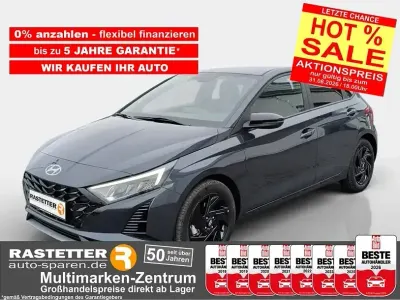 Neu Hyundai i20 Blackline 90 PS (66 kW) 2026 Lumen grey Kleinwagen