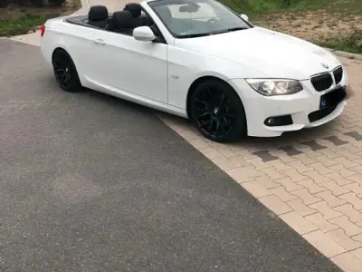 Gebraucht BMW 330 Cabriolet M Sport 245 PS (180 kW) 2010 Weiß Cabrio