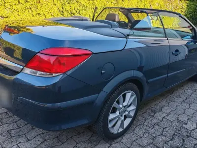 Gebraucht Opel Astra 85 PS (62 kW) 2007 Blau Cabrio