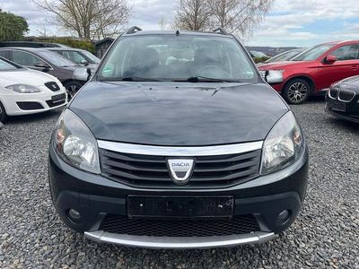 Gebraucht Dacia Sandero Stepway 87 PS (63 kW) 2010 Grau Limousine