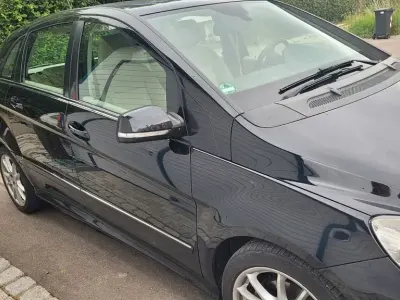 Gebraucht Mercedes B200 Edition 140 PS (102 kW) 2008 Schwarz Van / Kleinbus