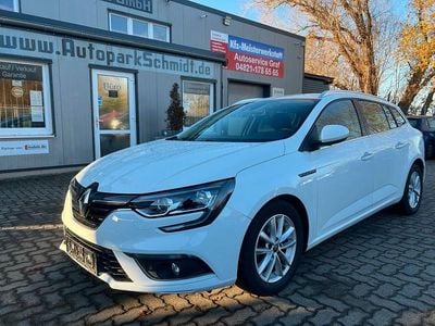 Weiß Gebraucht 2019 Renault Mégane IV Zen Limousine | 9.299 € (Fairer Preis)