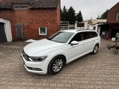 Gebraucht VW Passat Comfortline 150 PS (110 kW) 2019 Weiß Kombi