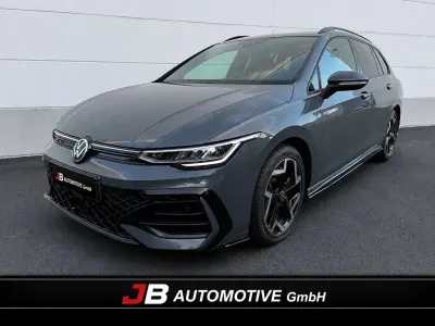 Gebraucht VW Golf VIII Sport 150 PS (110 kW) 2025 Grau Kombi