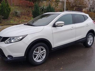 Weiß Gebraucht 2015 Nissan Qashqai Tekna SUV | 11.000 € (Fairer Preis)