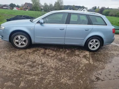 Gebraucht Audi A4 140 PS (102 kW) 2007 Blau Kombi