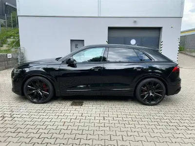 Neu Audi Q8 S-Line 286 PS (210 kW) 2026 Schwarz SUV